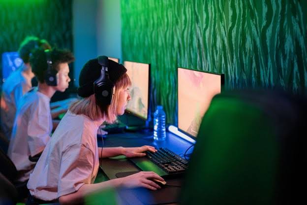 Online Gaming Trends Shaping Modern Digital Entertainment